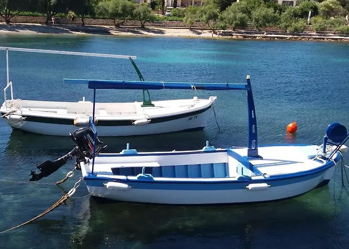 Apartments Zvone,Place By The Sea Mirce