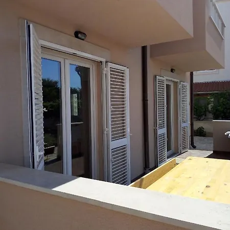 Apartments Zvone,Place By The Sea * Mirca (Brac)