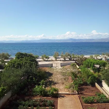 Apartments Zvone,Place By The Sea Apartman