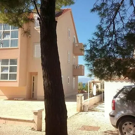Apartman Apartments Zvone,Place By The Sea *