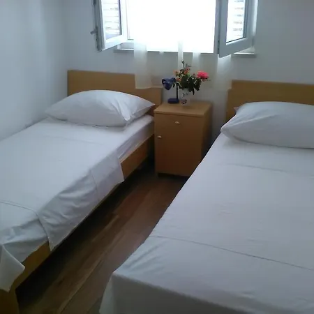 Apartments Zvone,Place By The Sea * Mirca (Brac)